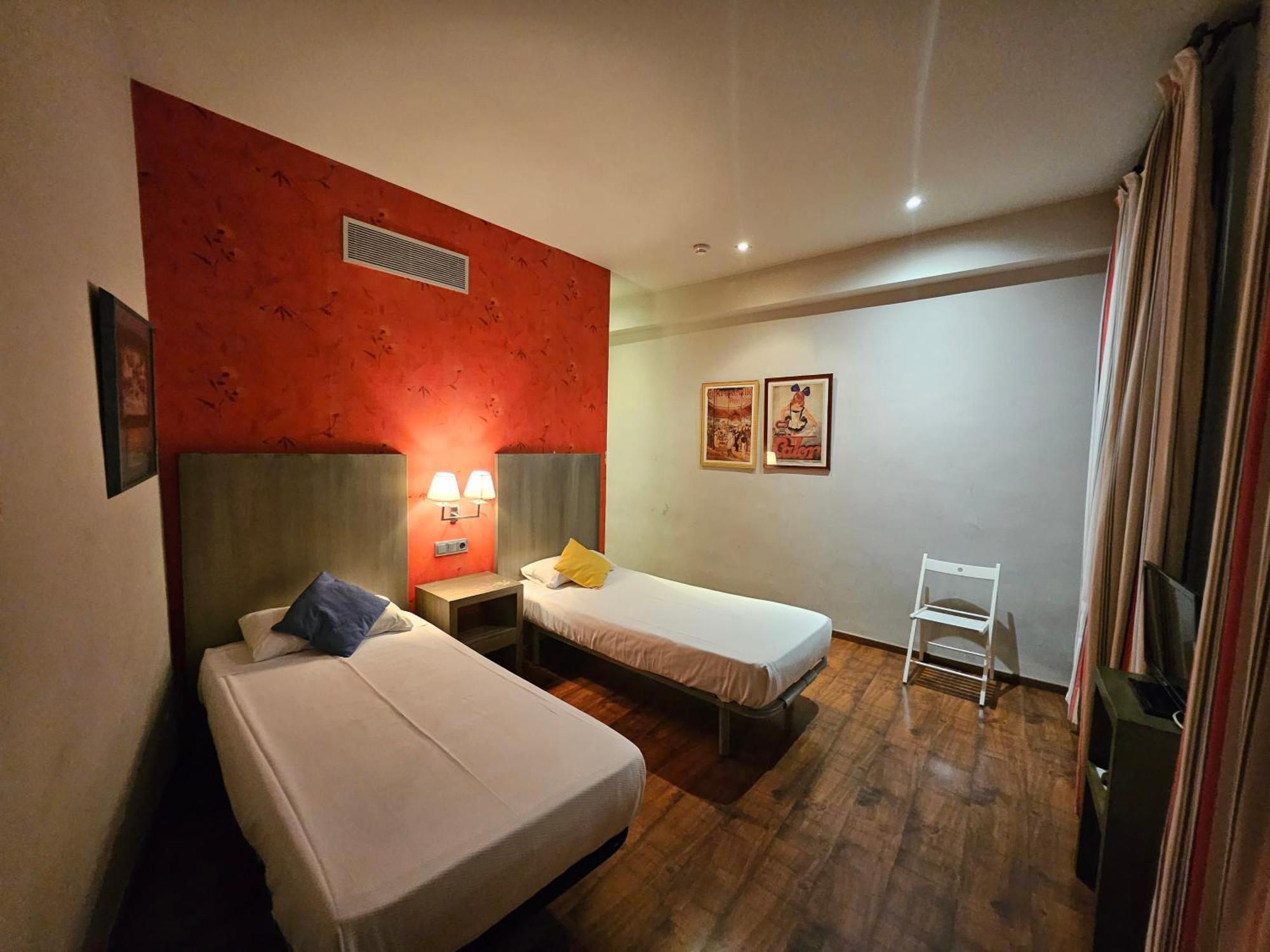 โฮเทล แอนเน็กซ์ เรย์ ดอน ไฆเม 1 Hotel บาร์เซโลนา ภายนอก รูปภาพ